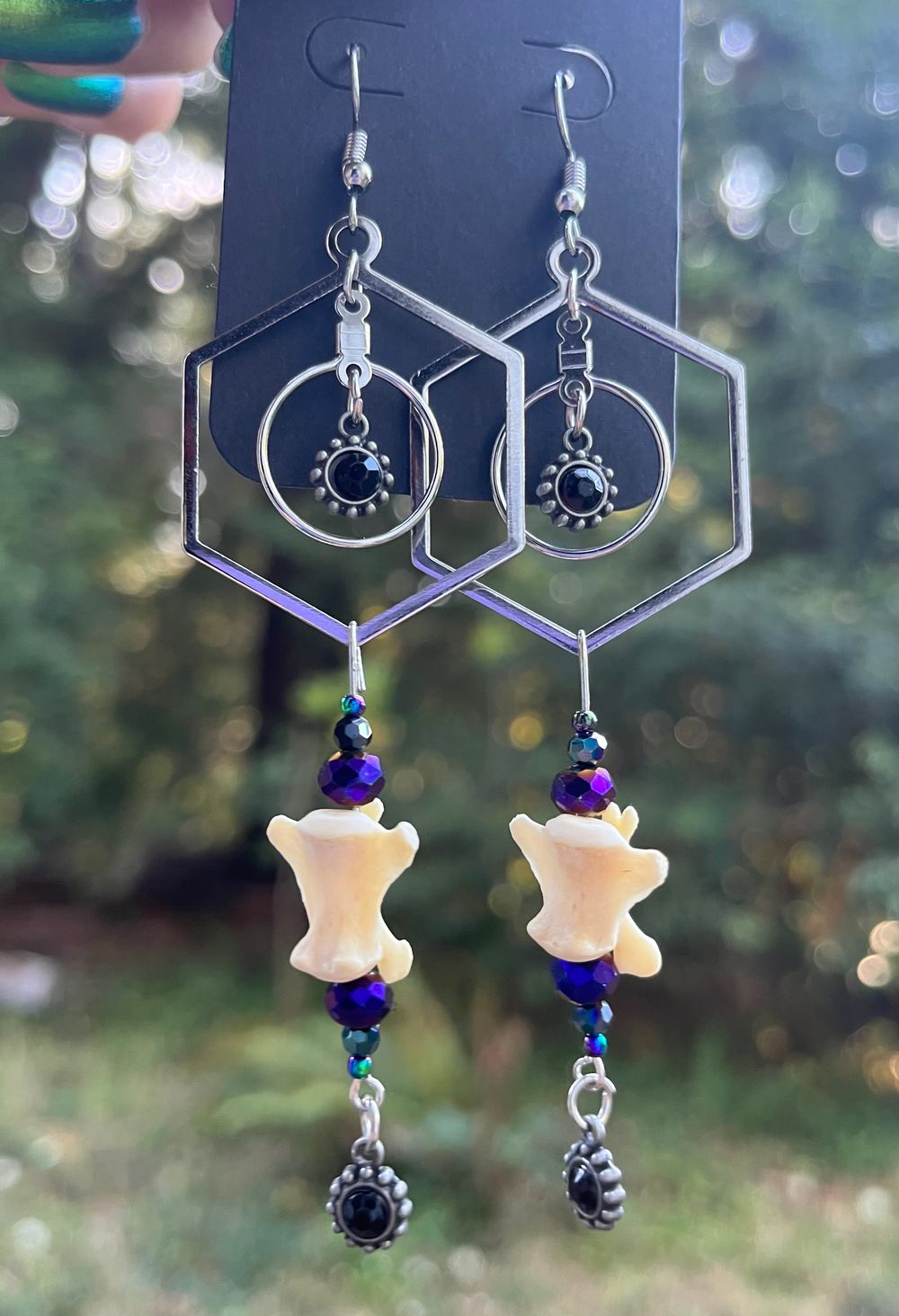 Hexagon dangle vertebrae earrings 